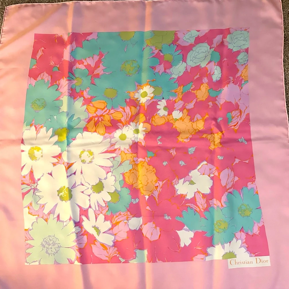 Christian Dior 100% silk 30X30 spring pink flowers vintage scarf made in France